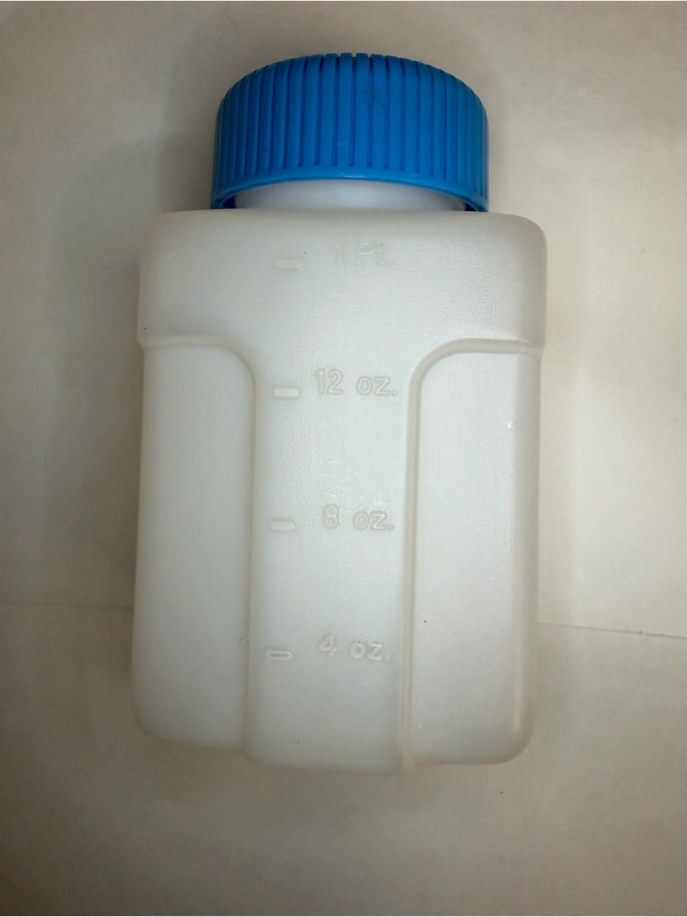 Storage container